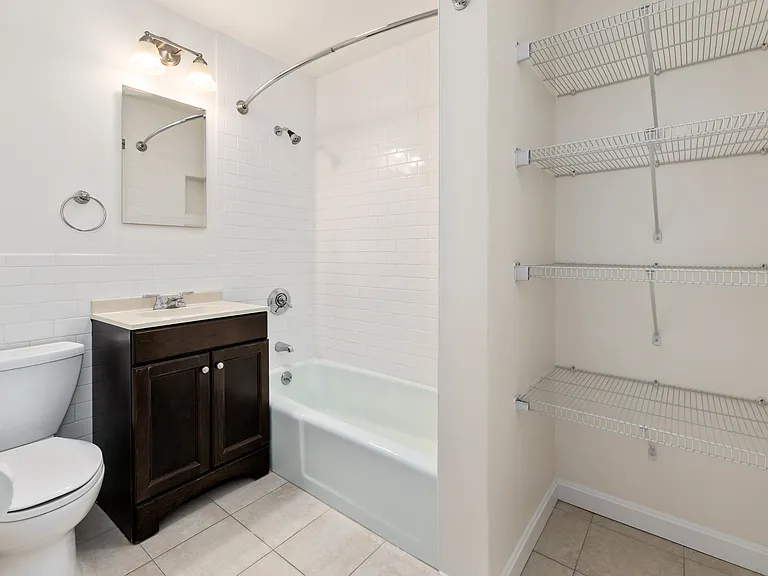 9 Buswell St #2R — Photo 13