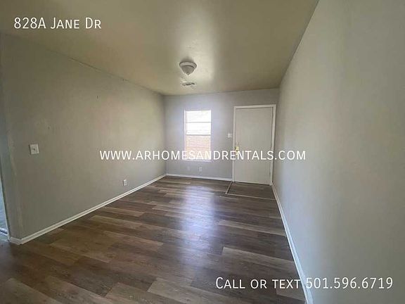 3rd image of 828A Jane Dr