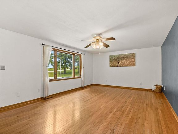 4th image of N1544 Poeppel Road
