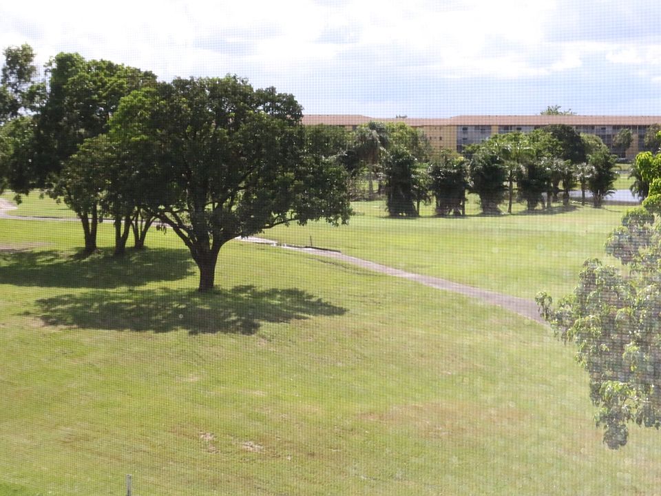 1st image of 500 SW 130th Ter APT 412A