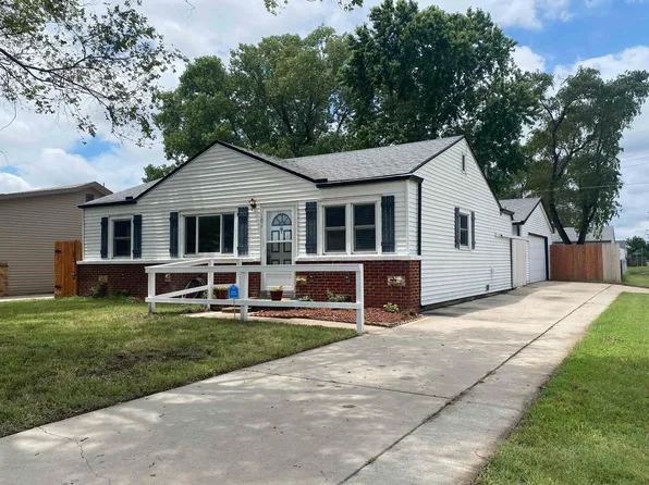 101 S Sunnyside Rd, Haysville, KS 67060