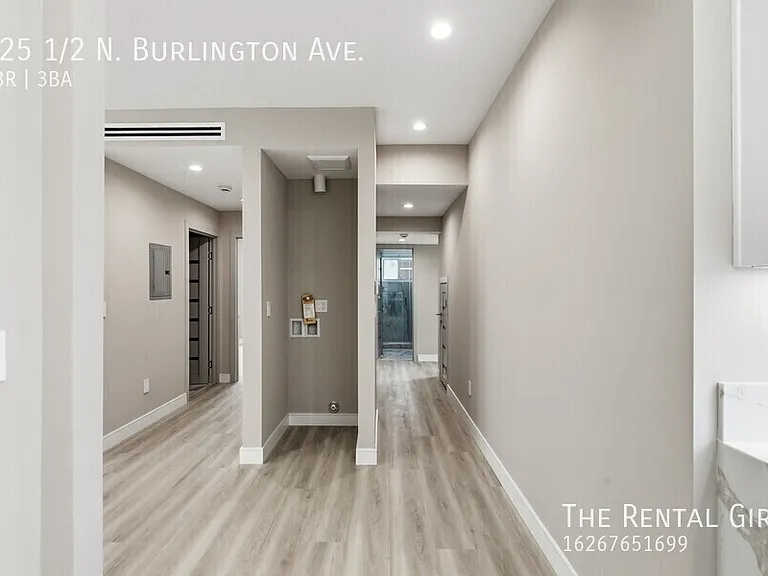 225 1/2 N Burlington Ave — Photo 14