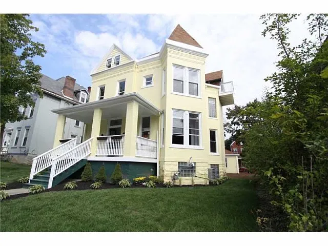 5513 Margaretta St photo 1