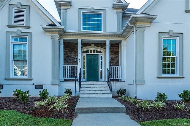 1st image of 9124 Sandpiper Dr