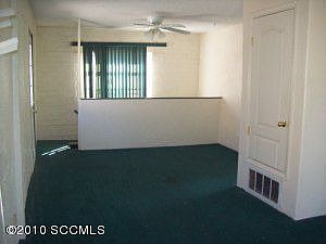 2nd image of 264 E Hudgins St