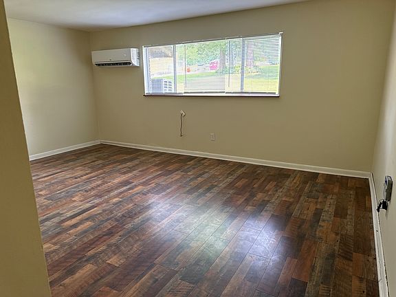 4th image of 5101 Asheville Hwy #1