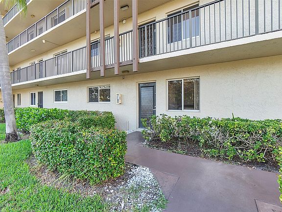 3rd image of 7980 NW 50th Street #103