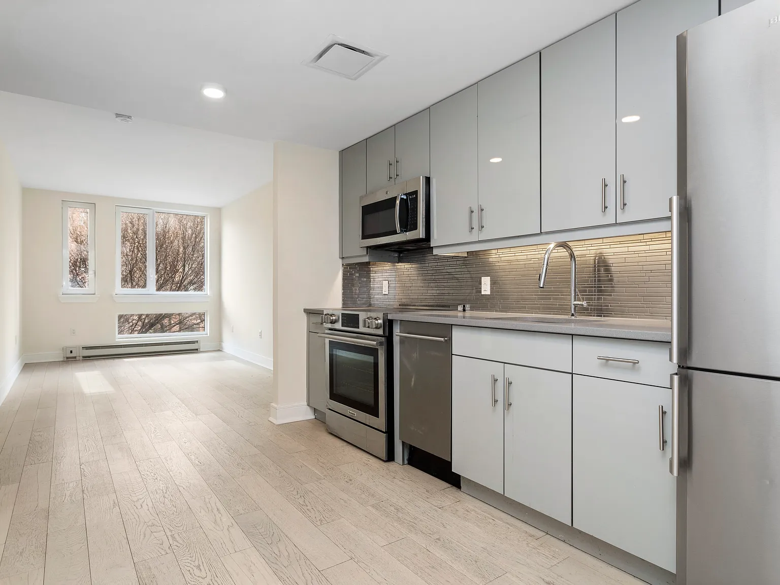 306 West 142nd Street — Photo 1