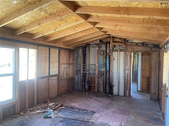 4th image of 7362 Mesa Rd