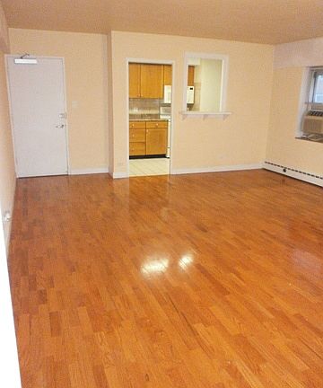 2nd image of 4980 N Marine Dr APT 231