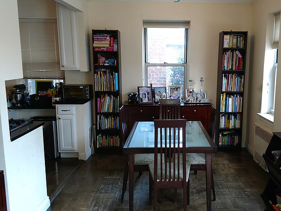 2nd image of 3750 Hudson Manor Ter APT 1CW