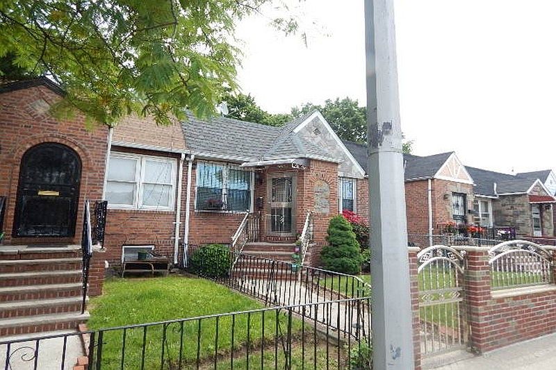 1st image of 11629 168th St