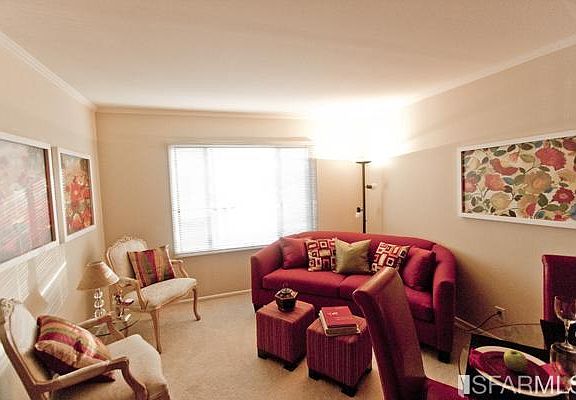 5th image of 150 Arbor St