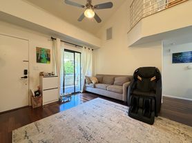 64 N Mar Vista Ave
