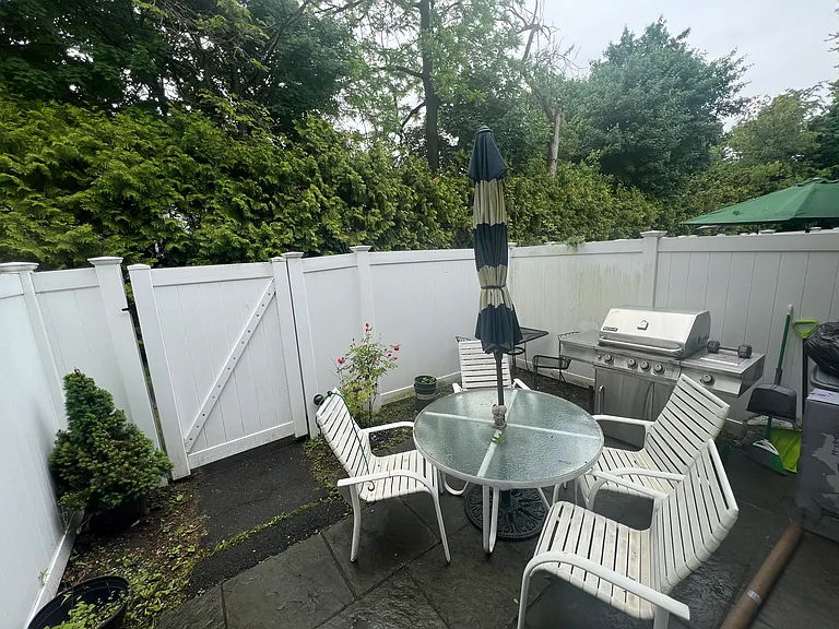 7 Willowbrook Ct — Photo 7