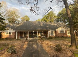 261 Highway 195 N, Hope, AR 71801