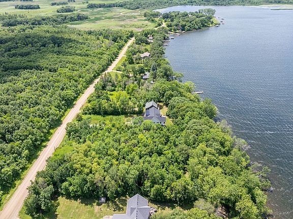 5th image of 15 Camp Winona Trl