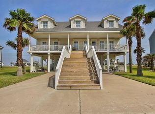 18710 W De Vaca Ln, Galveston, TX 77554