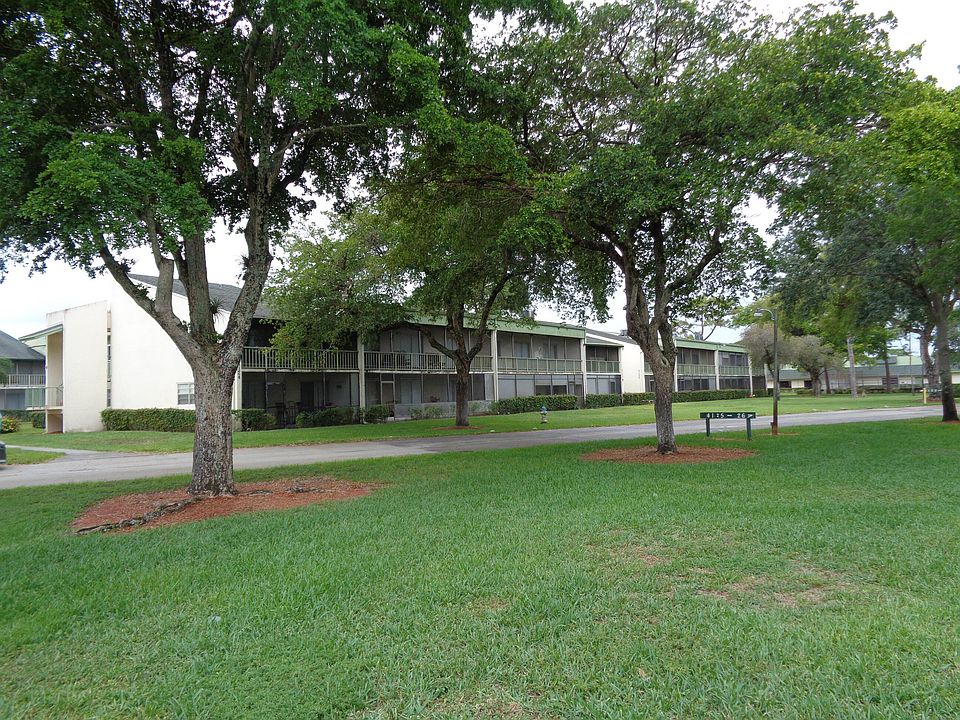 1st image of 4124 NW 88th Ave APT 106