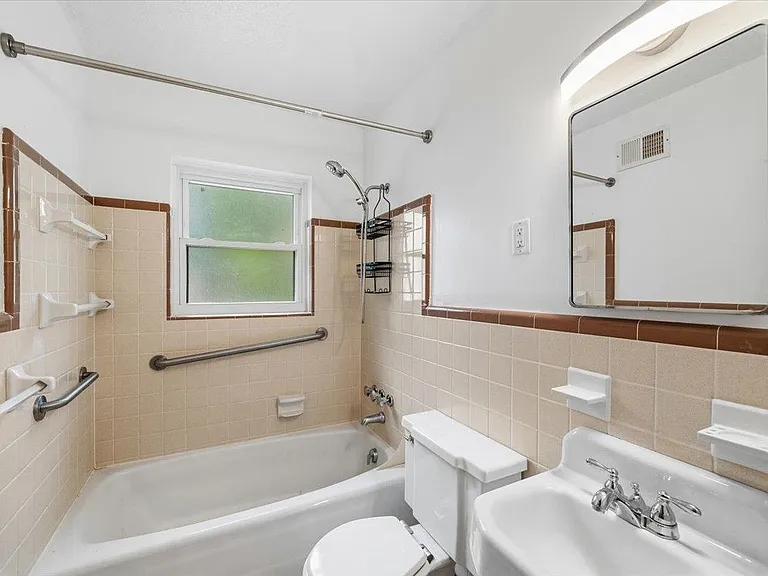 7283 N Juana Dr — Photo 21