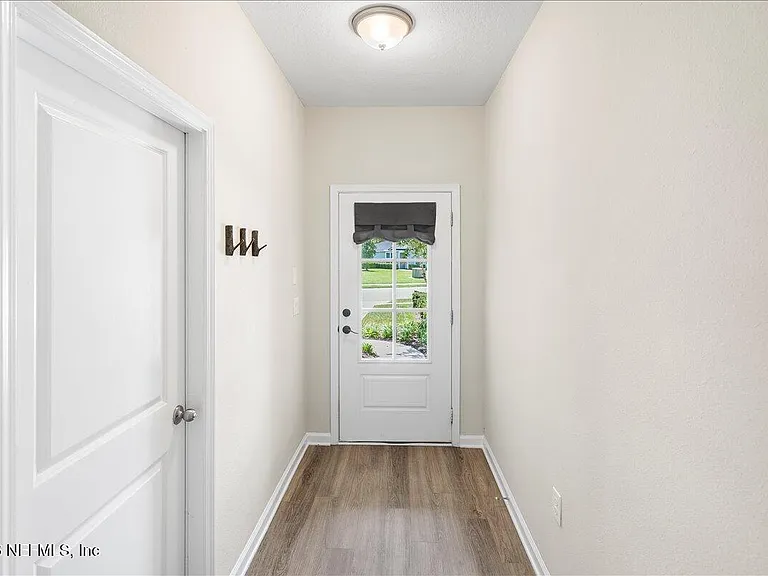 171 Tamar Ct — Photo 3