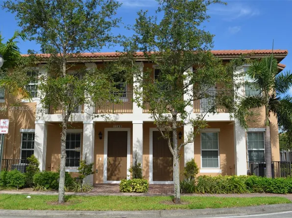 1524 SW 147th Ave, Hollywood, FL 33027