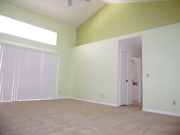 2nd image of 5533 Loma Vista Dr E