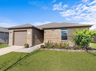 1406 Waverley Dr, Greenville, TX 75402