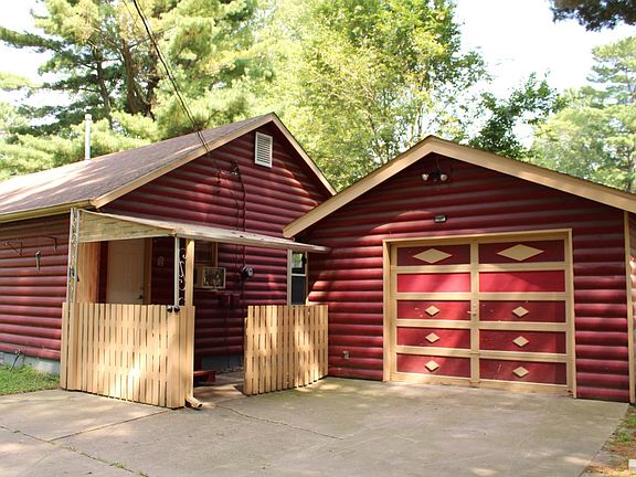 2nd image of 615 Emerson Dr NE