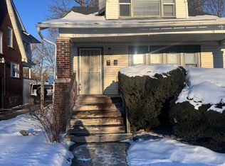 5960 Chalmers St APT 2, Detroit, MI 48213