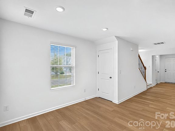 5th image of 436 Sand Dunes Dr #85