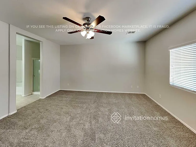 2101 E Caspian Way — Photo 10