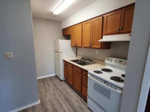 115 S Main St #8