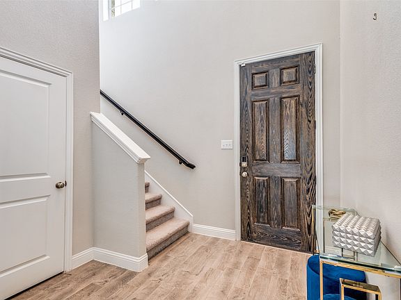 3rd image of 1128 Red Hawk Ln