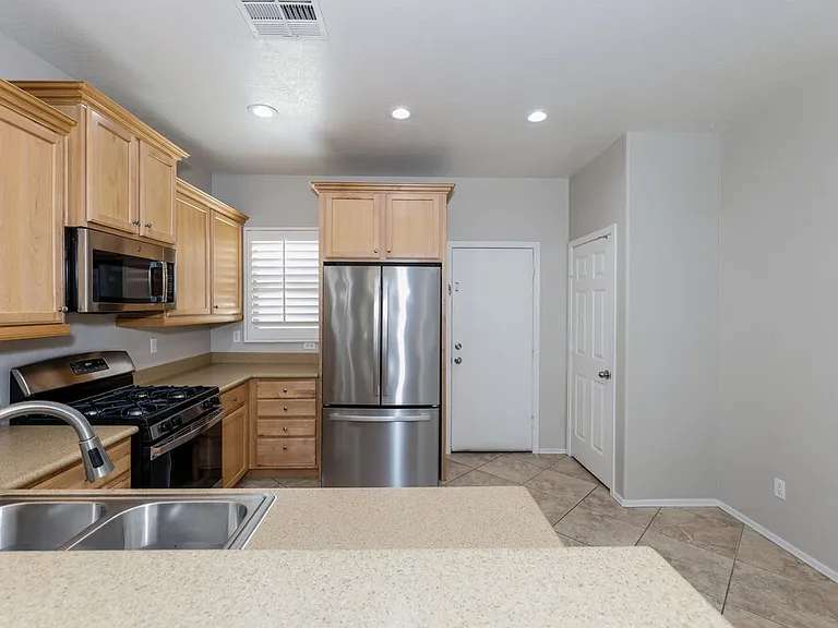 6166 Jutland Ave — Photo 5
