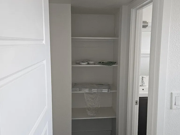 2108 E Fairmount Ave #19A — Photo 12