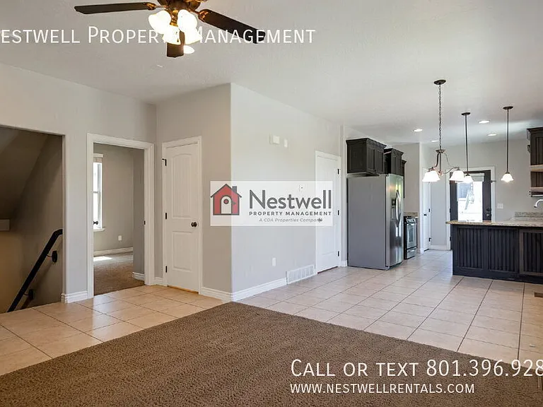 4631 W Vermillion Dr — Photo 12
