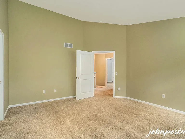 3628 Long Grove Dr SE — Photo 20