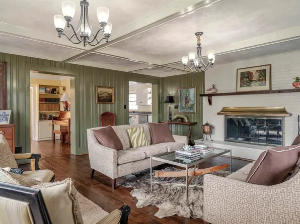 21 Deer Path, Charlottesville, VA 22903