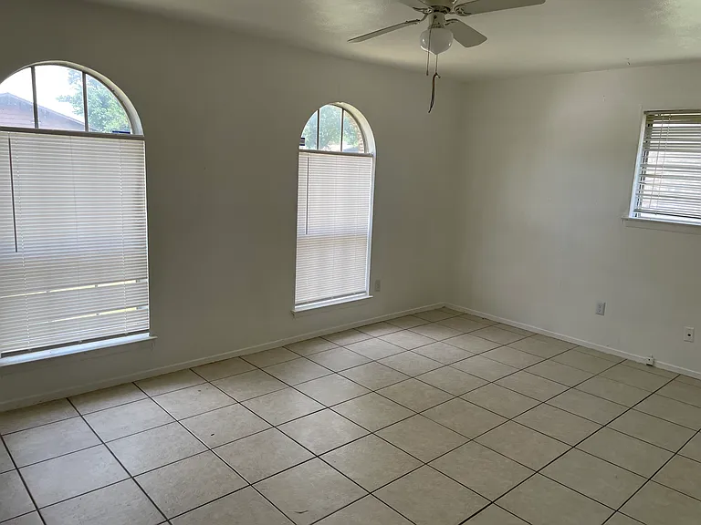 3000 Esters Ct — Photo 4