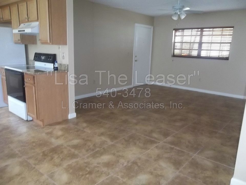 2nd image of 1510 Edgewater Cir APT 1