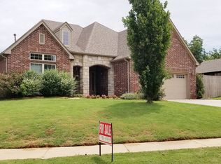 3505 S Walnut Creek Pl W, Sand Springs, OK 74063