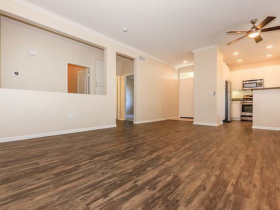 4th image of 10920 Evening Creek Dr E APT 50