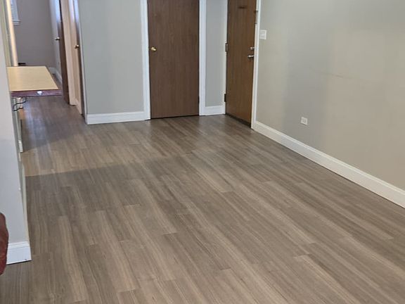 5th image of 444 E Osage Ln #1