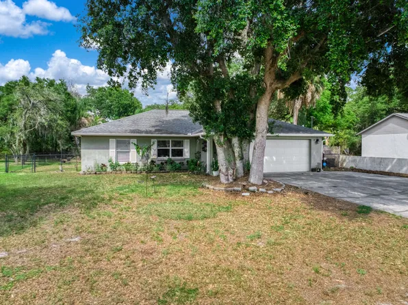 1541 Black Bear Ave, Lake Placid, FL 33852