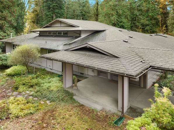 24221 NE 193rd Place, Woodinville, WA 98077