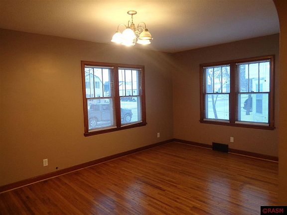 3rd image of 310 Broadway Ave N