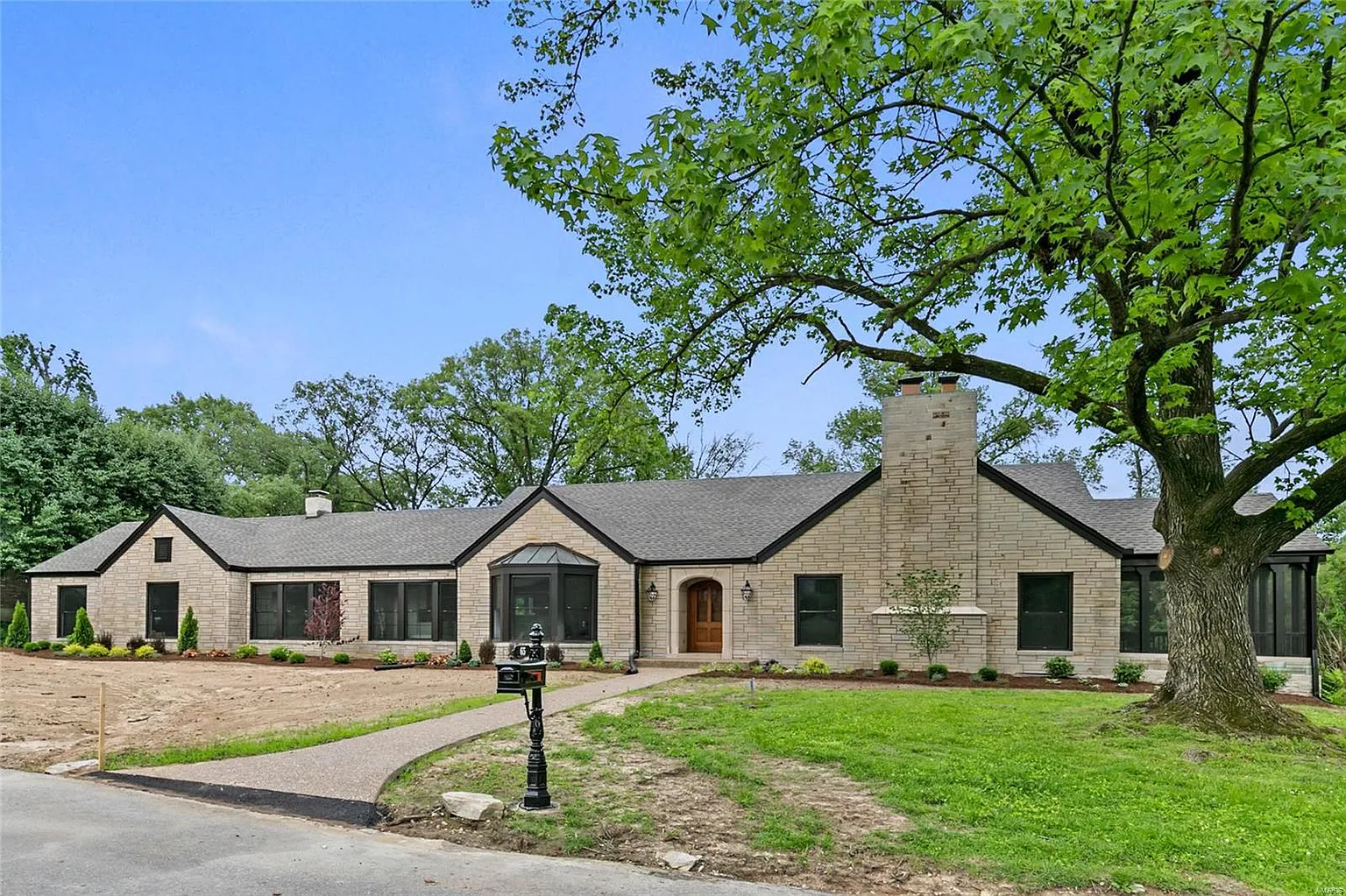 65 Clermont Ln photo 1