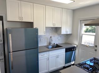 3318 Rowena Ave #2, Los Angeles, CA 90027