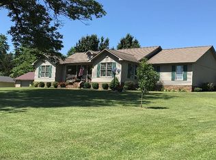 4935 Old Mayfield Rd, Paducah, KY 42003